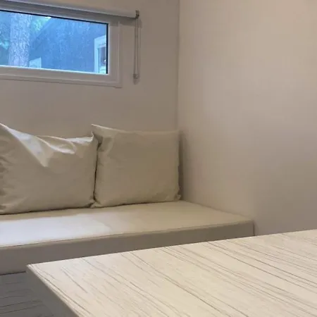 露营3艾斯特乐拉斯酒店 2*