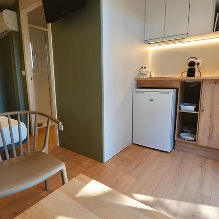 3 Estrellas Camping Gavà