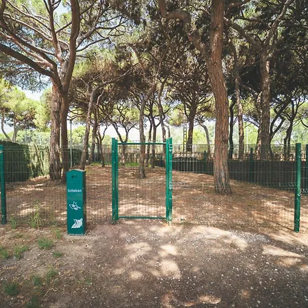 Càmping Tres Estrellas Barcelona By Holacamp Gavà