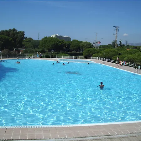 Tres Estrellas אתר קמפינג