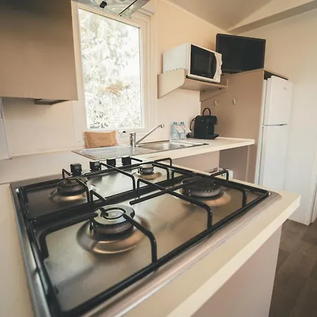 Tres Estrellas אתר קמפינג Gavà