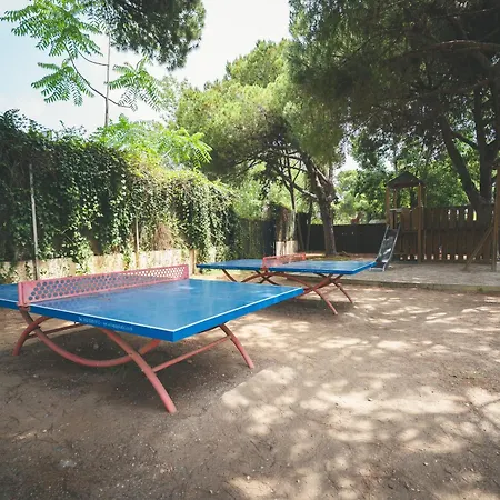 Kemping Tres Estrellas Barcelona By Holacamp