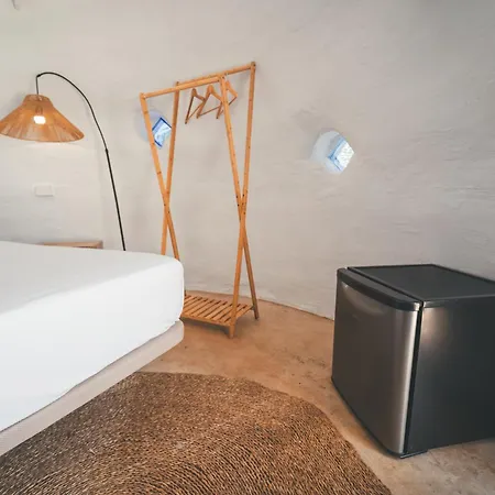 Kemping Tres Estrellas Barcelona By Holacamp